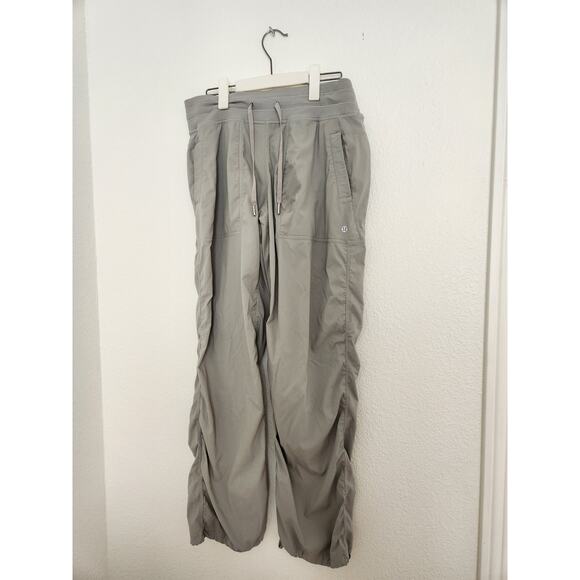 Lululemon Dance Studio Pant III *Unlined Grey Size 10 light - Picture 8 of 9